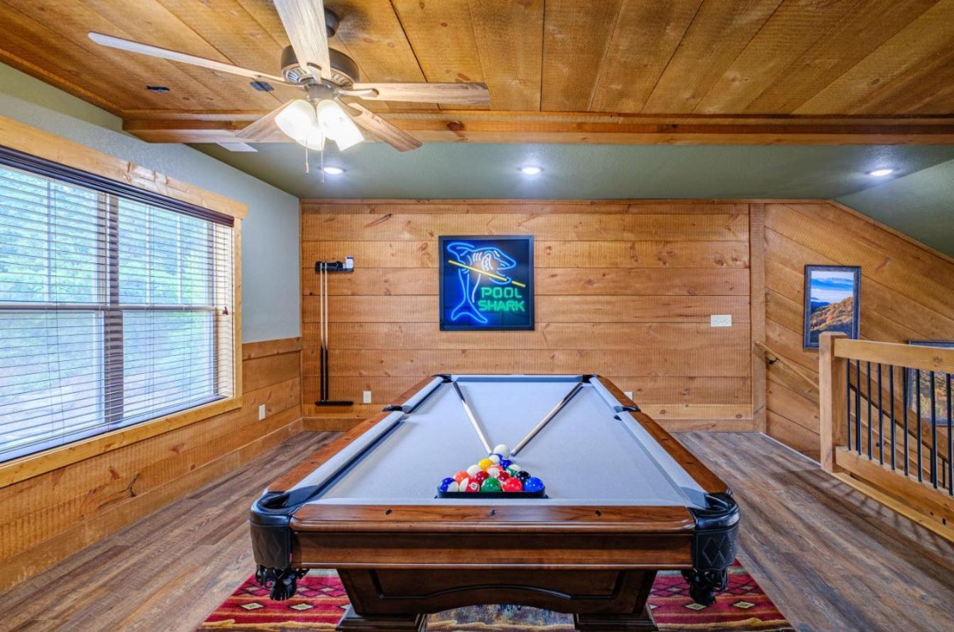 Heaps Of Fun By Eden Crest Villa Gatlinburg Exterior photo