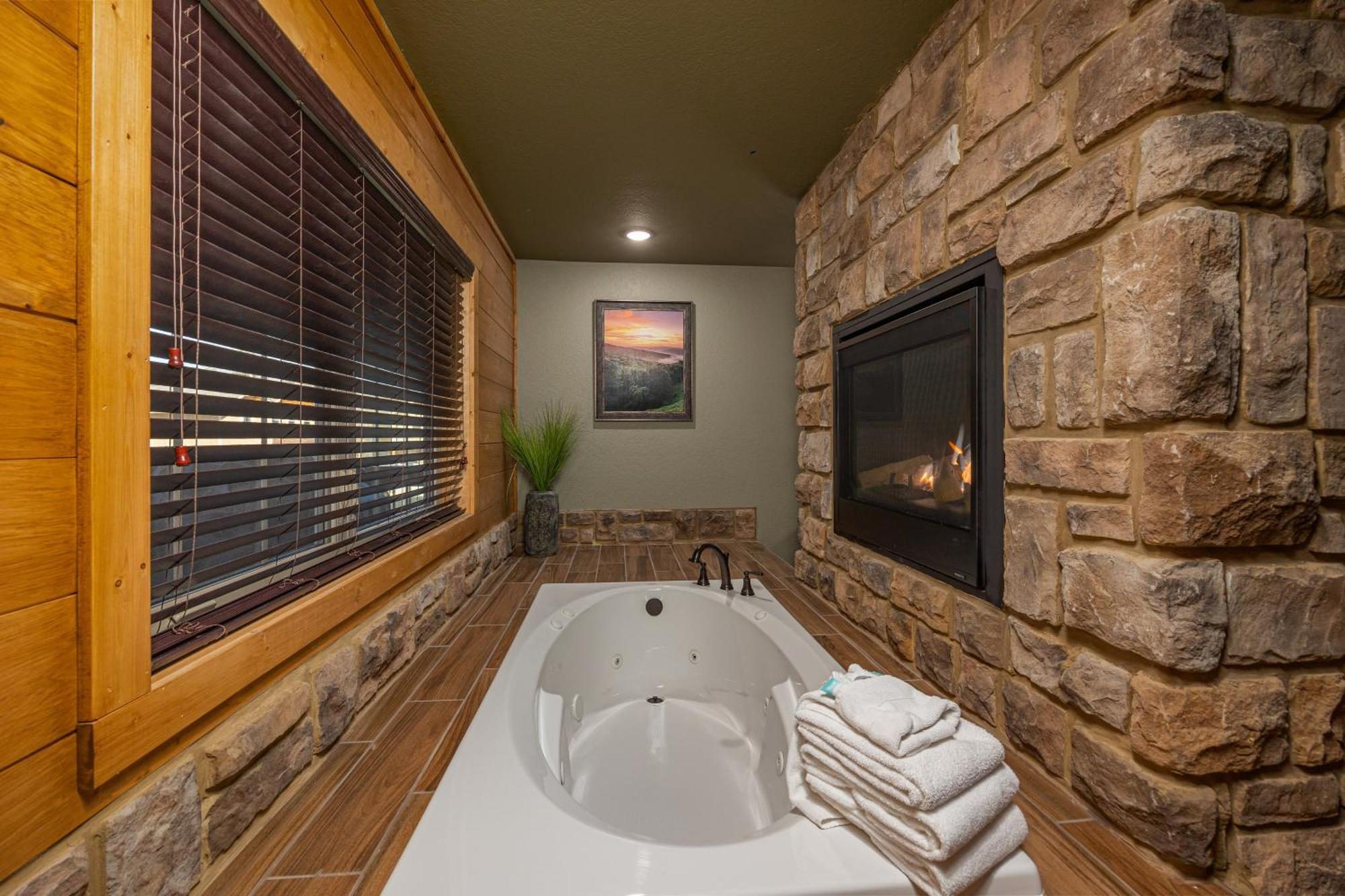 Heaps Of Fun By Eden Crest Villa Gatlinburg Exterior photo